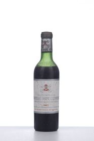 france-bordeaux-wine-pape-clement-1967